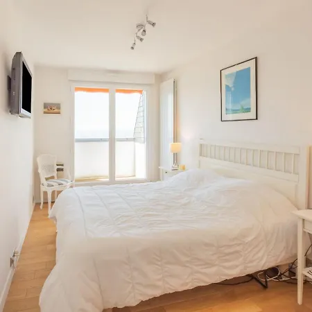 Le Clos Des Ormeaux By Interhome
