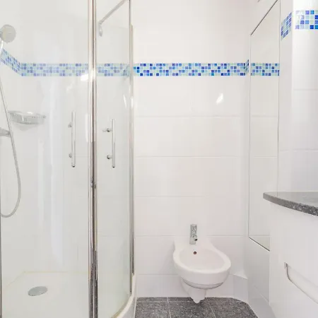 Apartment Le Clos Des Ormeaux By Interhome Trouville-sur-Mer