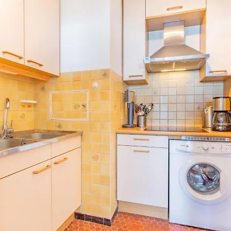 Apartment Le Clos Des Ormeaux By Interhome